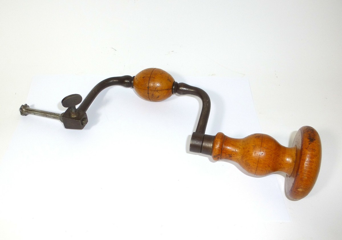 Perceuse à Main Vintage Peugeot (vilebrequin à Engrenages) - Poignées En Bois - Occasion En état De Marche