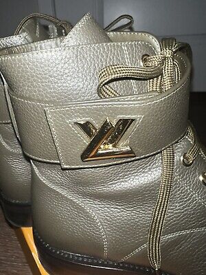 Louis Vuitton Wonderland Flat Ranger Boots Real VS Fake