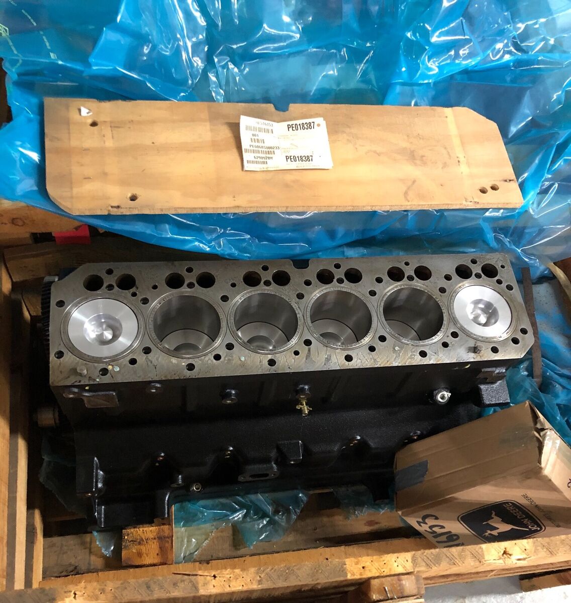 JOHN DEERE 6068T SHORT BLOCK 6.8L DIESEL RE516153 700H,700J JOHN DEERE 6068T SHORT BLOCK 6.8L DIESEL RE516153 700H,700J