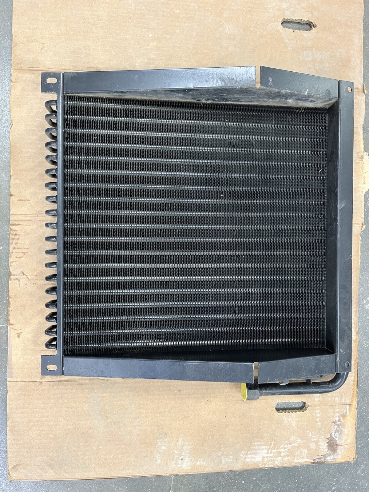 Hydraulic Oil Cooler Fit 1835C 1838 1840 1845C OEM GENUINE CASE A184084 252931A2