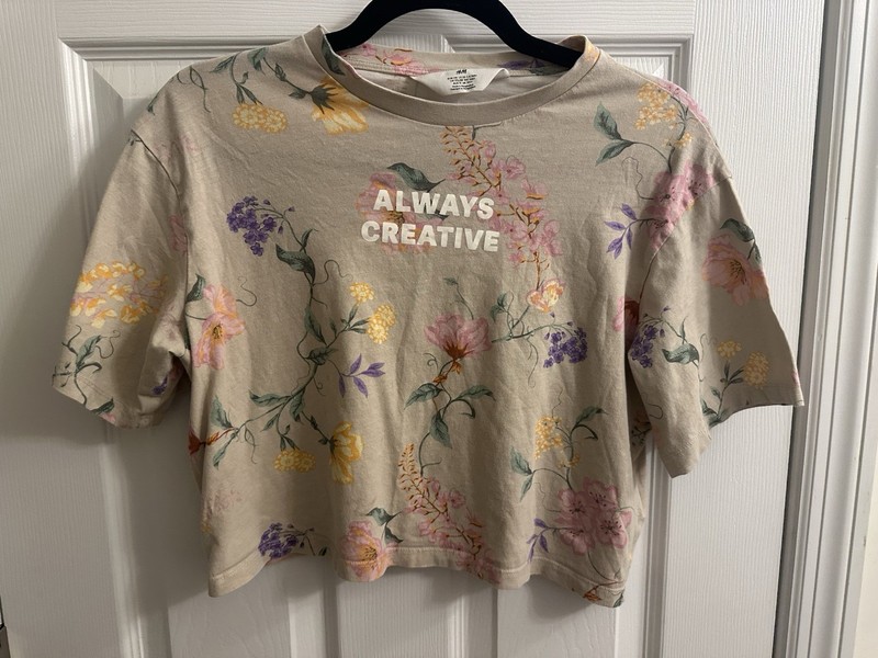 H&M Girls Juniors Size US 20 Crop Short Sleeve T Shirts Floral Always Creative