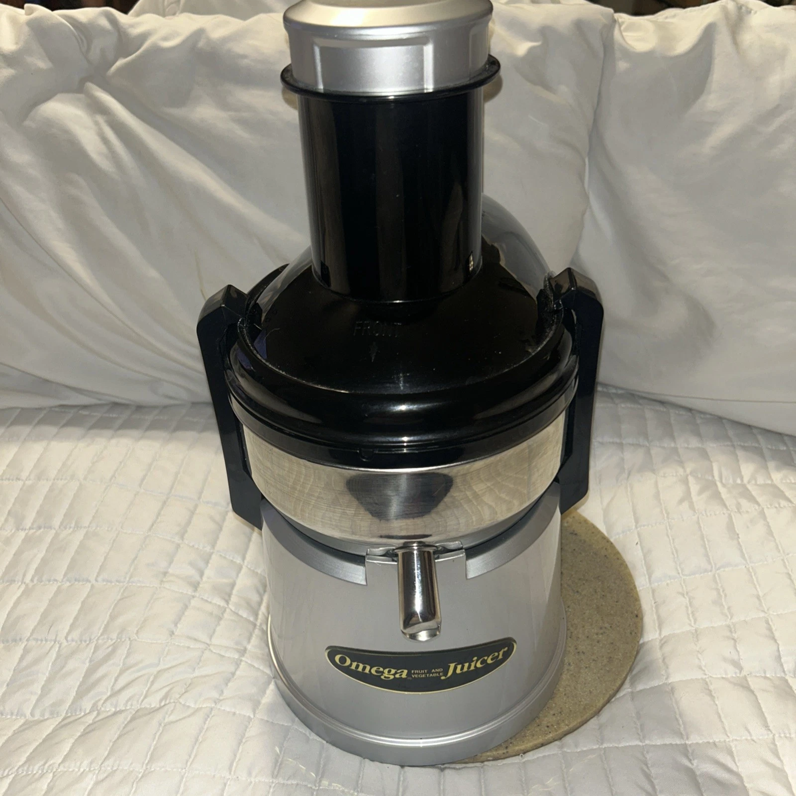 Omega Mega Mouth Juicer BMJ330 Hardly Used Very Clean