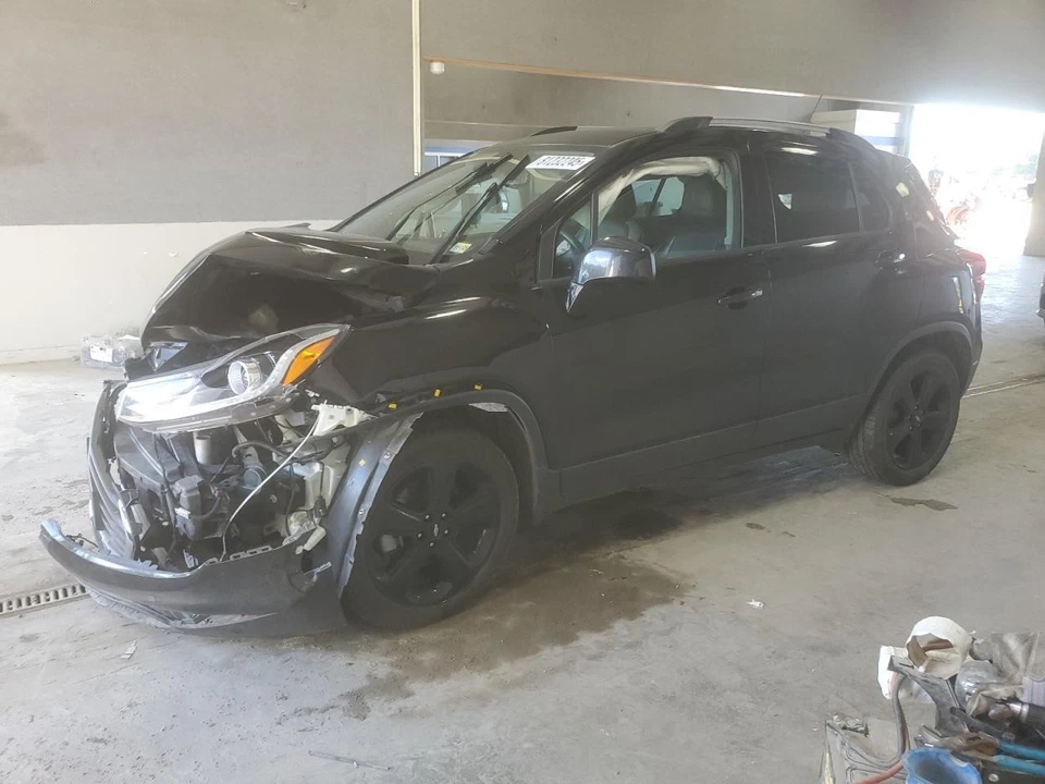 Used Front Center Interior Rear View Mirror fits: 2018 Chevrolet Trax w/telemati - Image 2 of 4