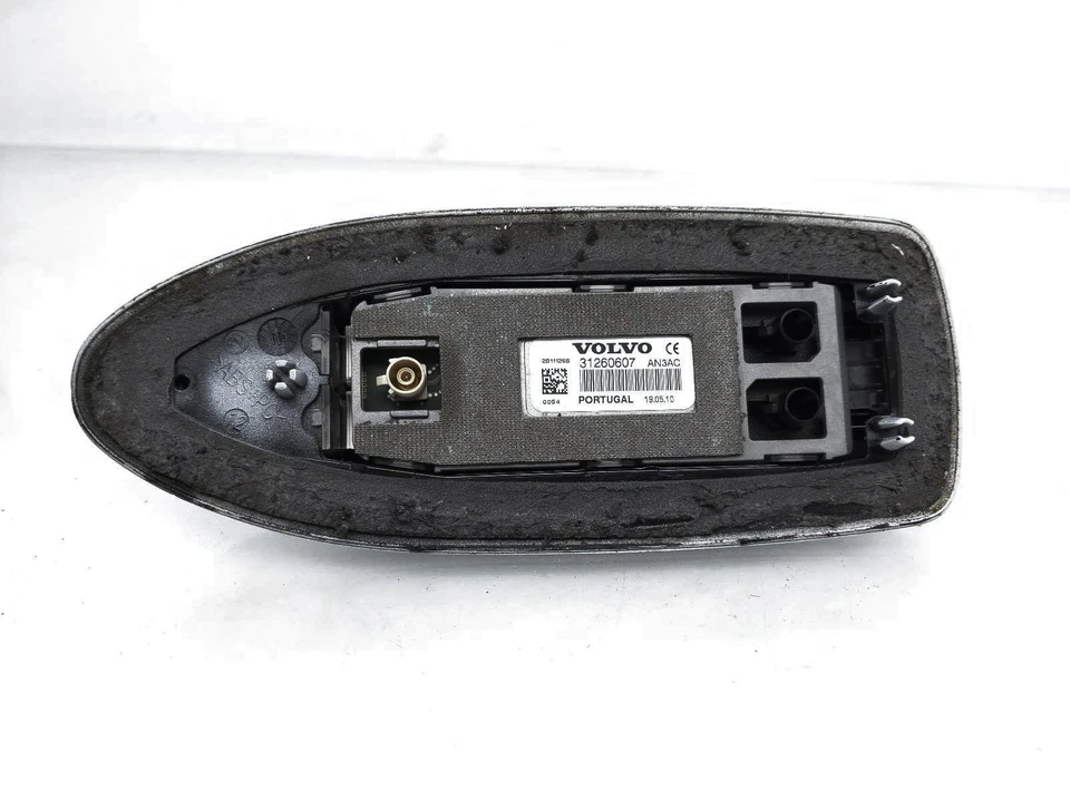 2010-2011 年沃尔沃 Xc60 车顶天线 31210326 39850858 - 冰白色 — 第 2/4 张图片