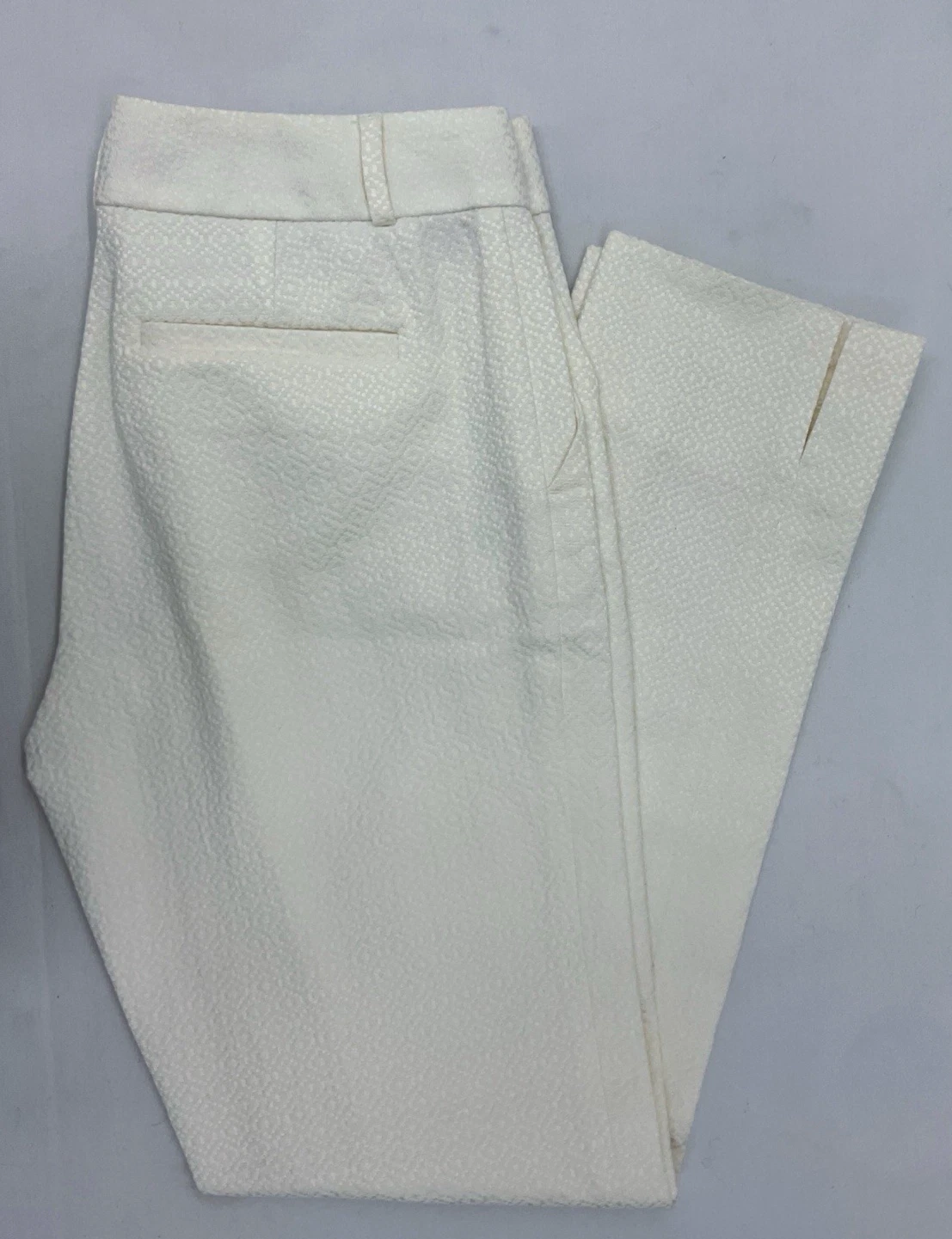 NWT Banana Republic Ivory Textured Capri Pants | Size 0