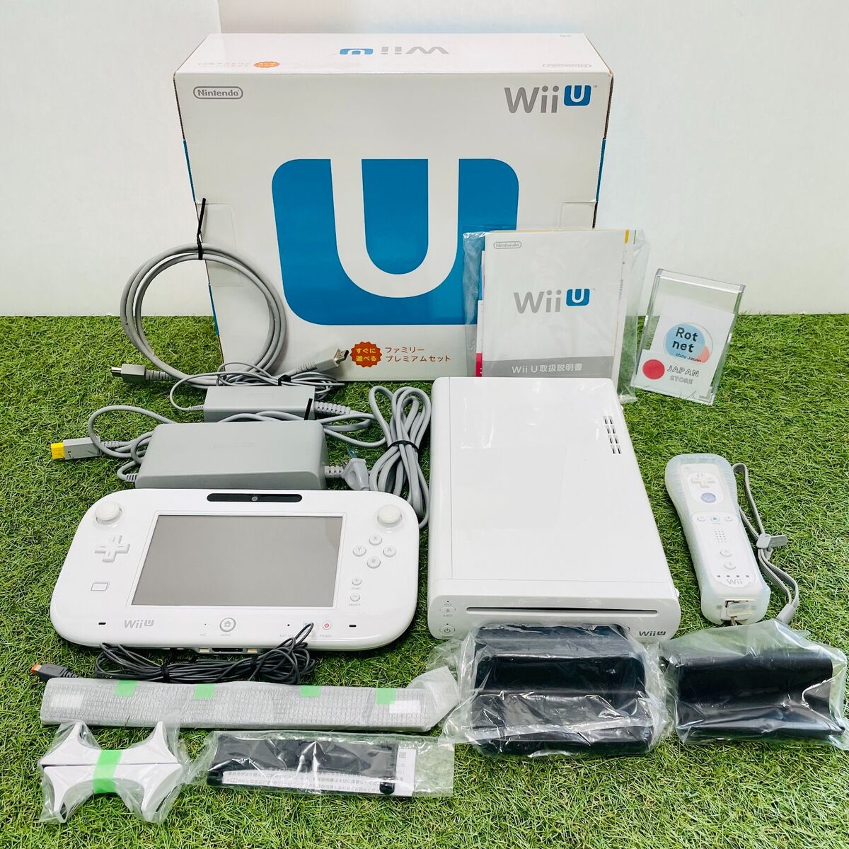 Nintendo Wii U Console Family Premium Set TV Game Japan 32GB Nintendo Wii U Console Family Premium Set TV Game Japan 32GB