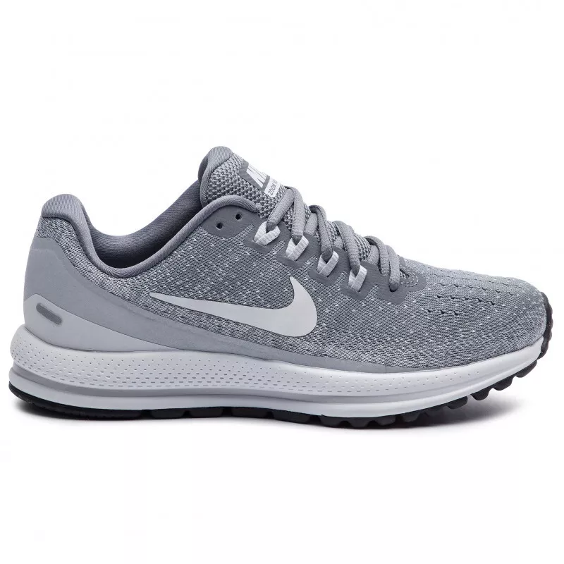 Women's air zoom clearance vomero 13 running shoe