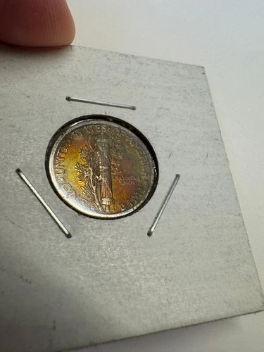 1942 10C Mercury Dime. Bright Rev color! VF. Great details, and amazing color.