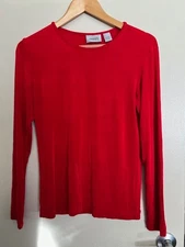 Chicos Travelers Sz 0 US Small Red Slinky Knit Round Neck Pullover Top Blouse