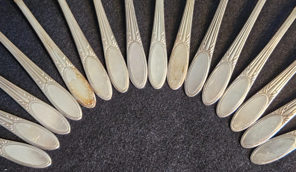 16 National Silver Co. Silverplate Spoons. Pattern Unknown. Triple Plate Plus. - Image 2 of 4