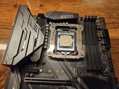 Intel Core i7 8086K + ASRock Z370 Extreme4 + Thermalright Kühler   Top Bundle