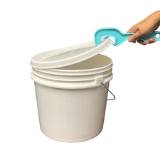 Lee Fisher Sports 3.5 Gallon Bucket with Bucket Opener Tool