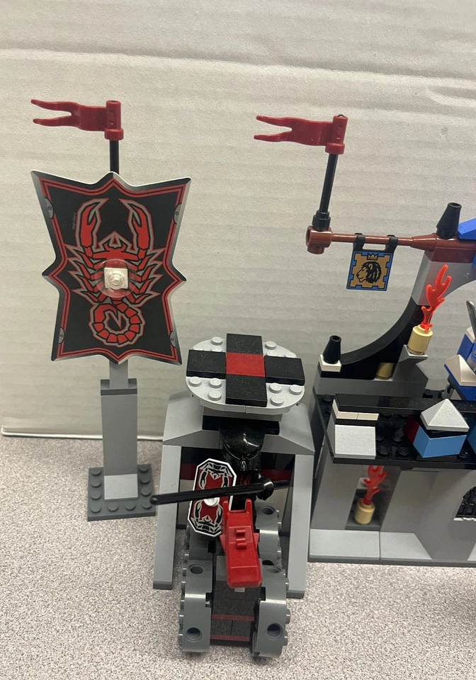 2004 LEGO Knights' Kingdom 8779 The Grand Tournament complete set with Manual - Image 4 of 4