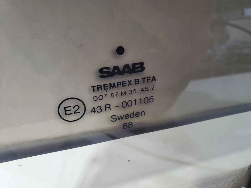 1983 84 85 86 87 88 89 90 91 92 1993 SAAB 900 OEM puerta delantera derecha vidrio Foto 3 de 4