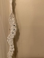 David's Bridal Delicate Lace Beaded Edge Fingertip Wedding Veil Bride