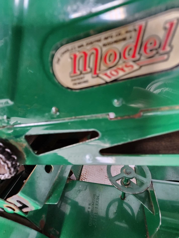 Vintage Barber Greene Bucket Loader Dredge Doepke Model Toys Pressed Steel Truck - Image 3 of 4