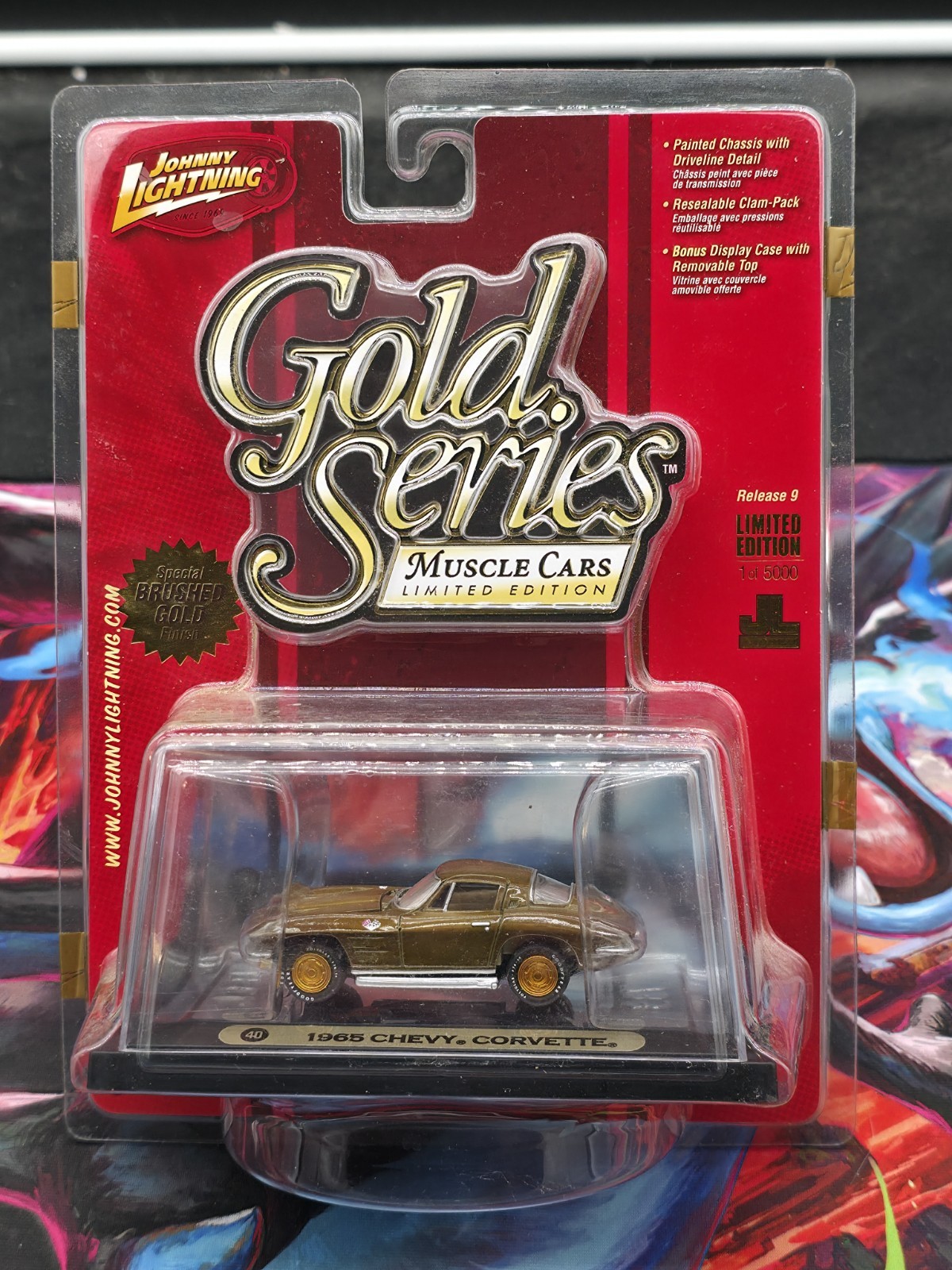 Johnny Lightning Gold Series Muscle Cars 1965 Chevy Corvette 1/64 Diecast