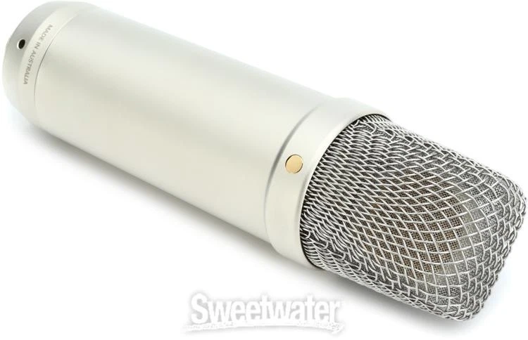 Rode NT1 5th Generation Condenser Microphone with SM6 Shockmount and Pop Filter - Image 4 of 4