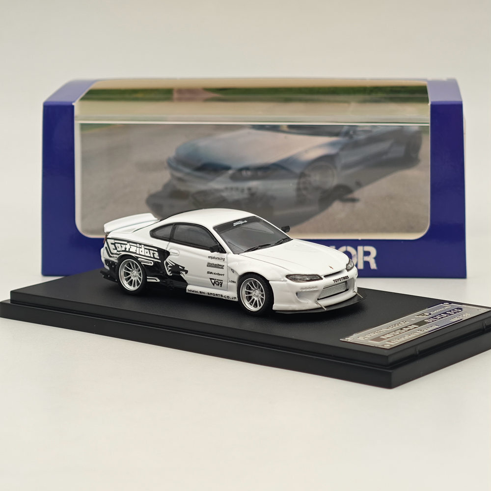 yoshi studio 1/64　Nissan Silvia S15 　白 Tarmac Works 1/64 VERTEX Nissan Silvia S15 White Metallic