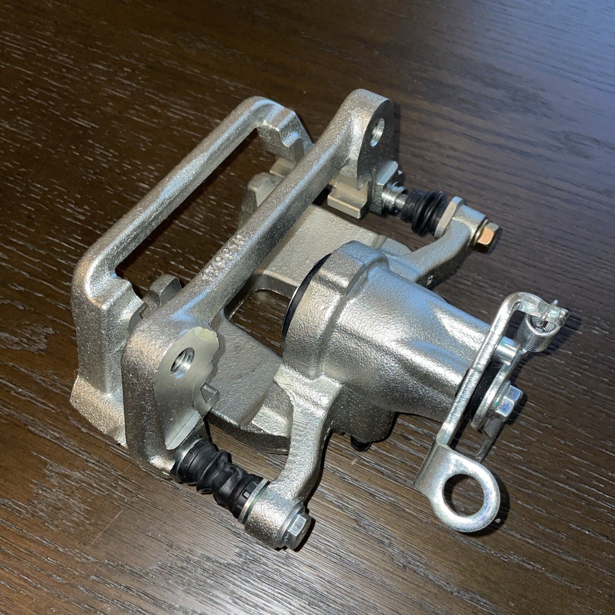 NEW Raybestos Brake FRC12588 BRAKE CALIPER OEM 179910 NEW Raybestos Brake FRC12588 BRAKE CALIPER OEM 179910
