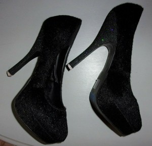 sapato preto com glitter