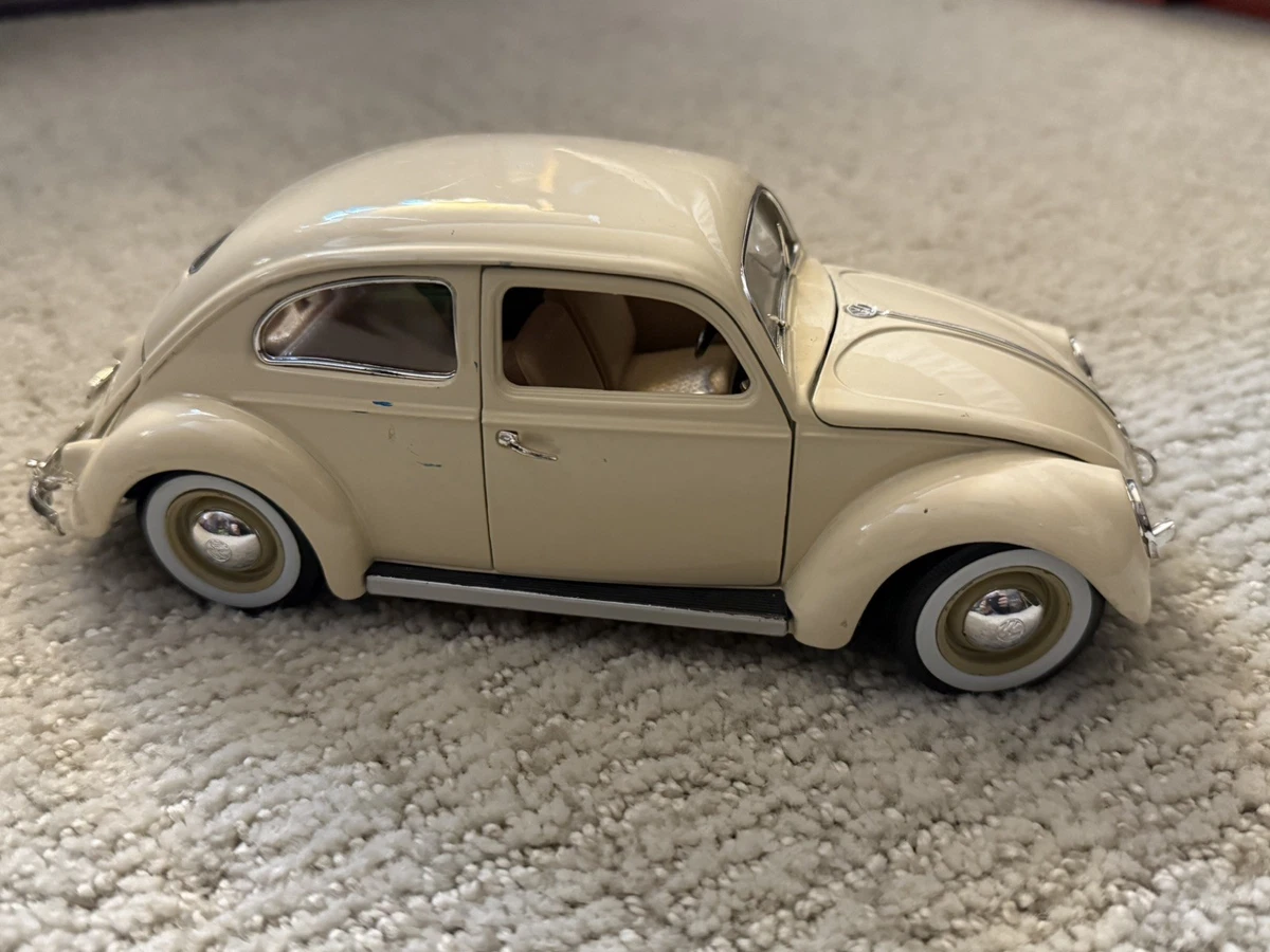 burago フォルクスワーゲン Bburago 1:64 Volkswagen Golf LAMBORGHINI sian fkp 37 Car Model