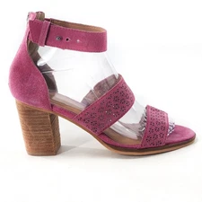 FRYE AND CO. NWOB Pink Ankle Strap Perforated Suede Sandals Zip Size 7.5