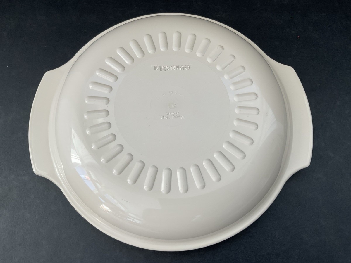 Tupperware Ultra 21 6 Pc Microwave Ovenware-3 QT, Colander & Cone