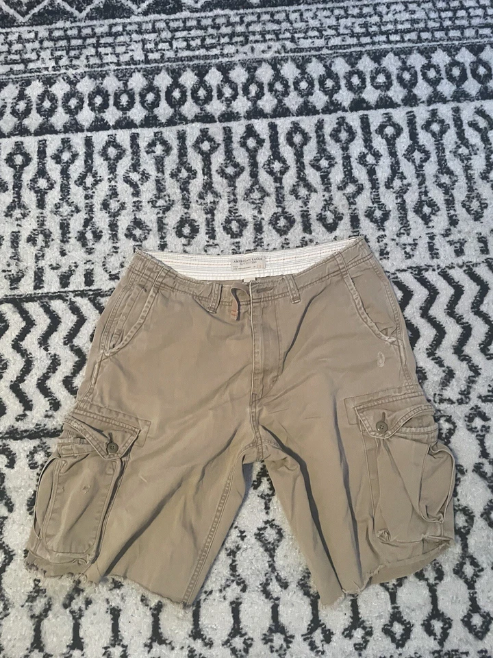 Pantalones cortos cargo beige America Eagle Outfitters para hombre Foto 4 de 4