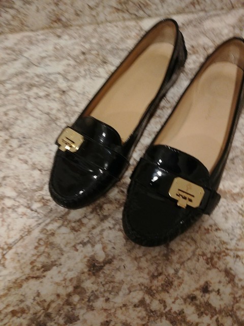 ladies black patent court shoes