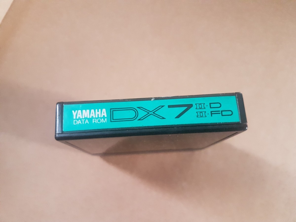 美品貴重 ほぼ未使用 YAMAHA RAM4 DX7Ⅱ用メモリカートリッジ 美品貴重 ほぼ未使用 YAMAHA RAM4 DX7Ⅱ用メモリカートリッジ