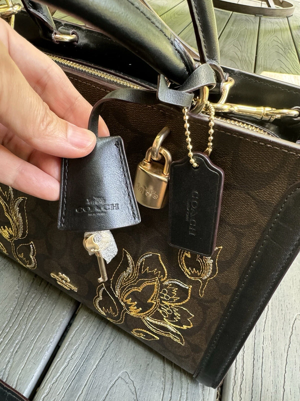 Borsa da trasporto COACH Zoe in perfette condizioni con stampa tela stampa ricamo floreale ottima!