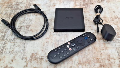 Xumo ES1 A Stream Box 4K Streaming Media Player Tested Remote HDMI