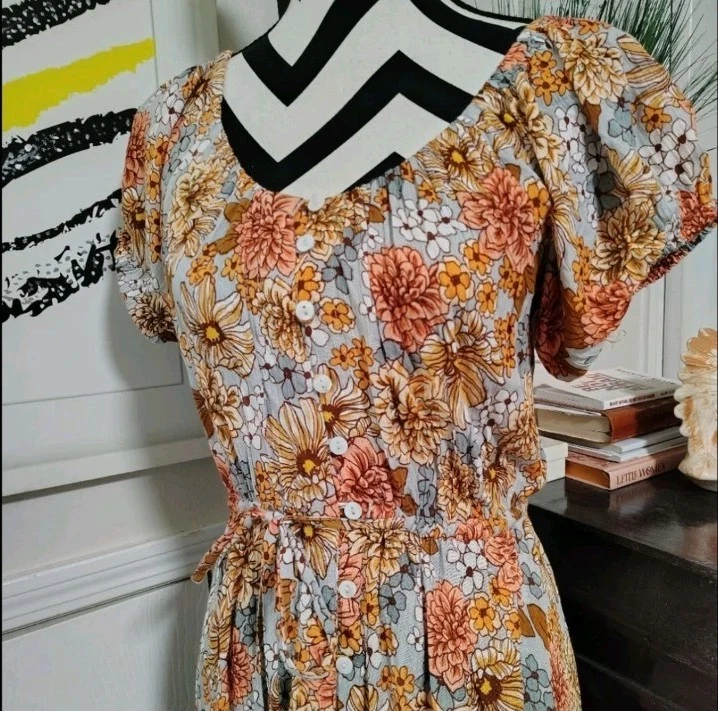 UNDERCOVER Abito Talismano Rhiannon Secret Garden donna piccolo floreale orlo alto basso nuovo con etichette NUOVO!