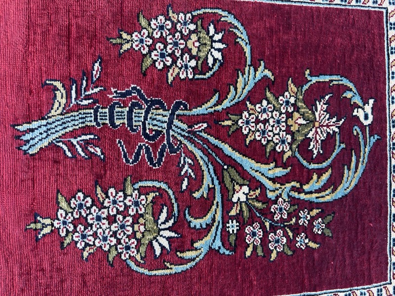 Genuine Turkish pictorial silk Hereke rug carpet. 21 1/2" X 16 1/2" signed.