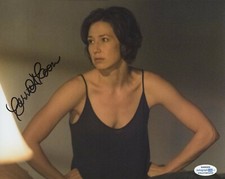 Carrie Coon The Leftovers Autographed Signed 8x10 Photo ACOA