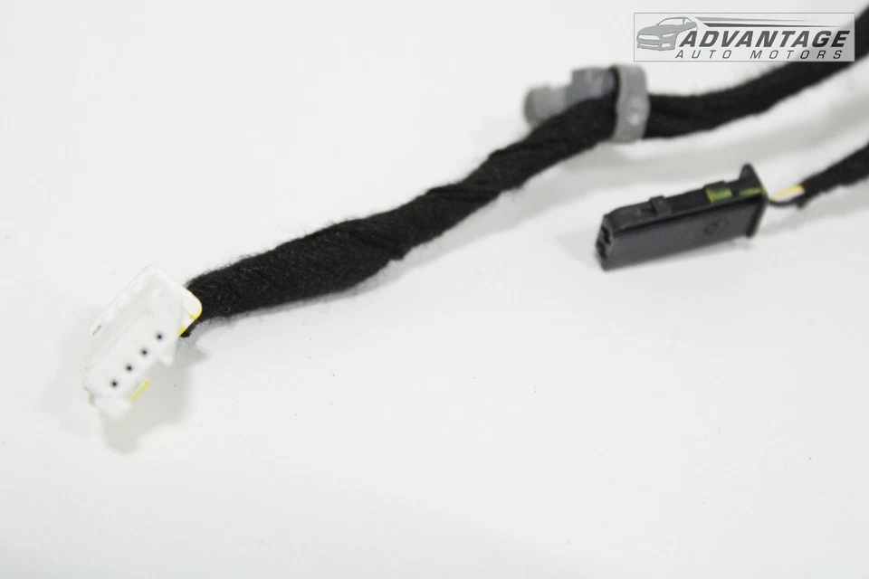 2015-2020 CHEVROLET SUBURBAN FRONT PASSENGER SIDE SEAT WIRING WIRE HARNESS OEM - Image 3 of 4