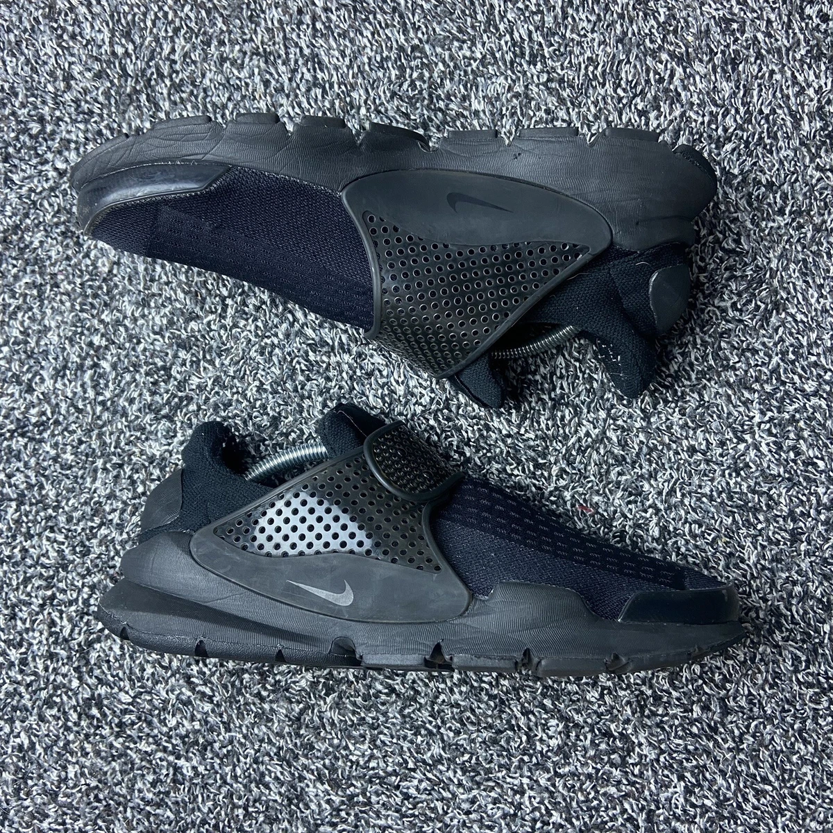 NIKE SOCK DART TRIPLE BLACK TRAINERS GYM RUNNING UK9 EU44 819686