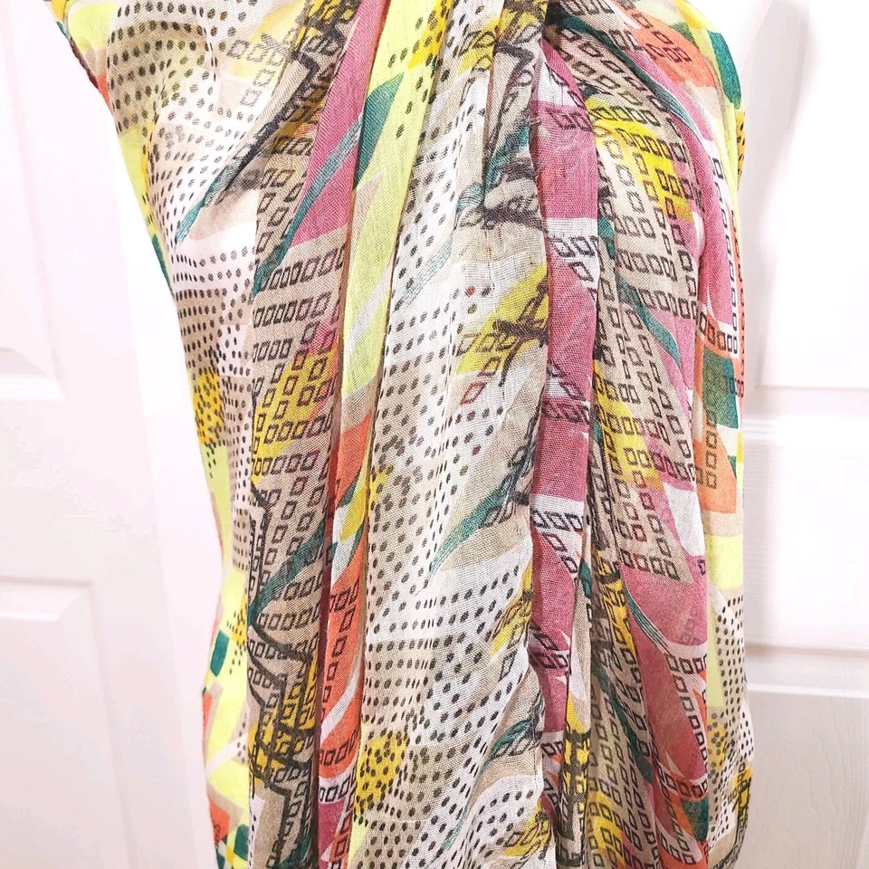 Women's Pareo Geometric Bright Multicolor Sarong Wrap Beach Cover Up 70"x42" - Image 3 of 4