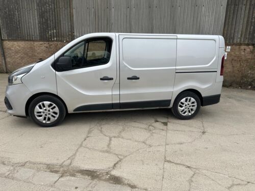 RENAULT TRAFFIC LL29DCI LWB BUSINESS Plus EURO 6 ULEZ FREE ULTRA LOW MILES - Picture 4 of 12