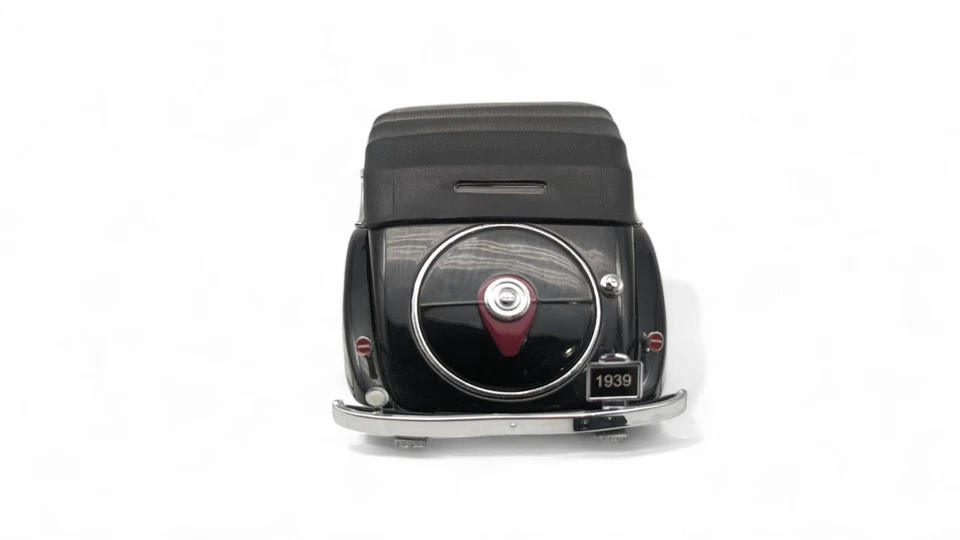 Vintage 1939 Maybach Zeppelin 1:24 Scale Diecast Model Car Black Franklin Mint - Image 3 of 4