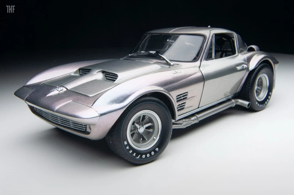 1/18 EXOTO Chevrolet Corvette Grand Sport GS 1963 Standox Imola Ice-PRM00020 - Immagine 3 di 4