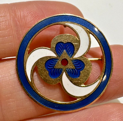 Vintage Solid 10k Gold Girl Scout Leader Blue White Enamel  3.7g Pendant Brooch