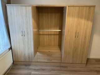 Triple Wardrobe With Mirror And Drawers