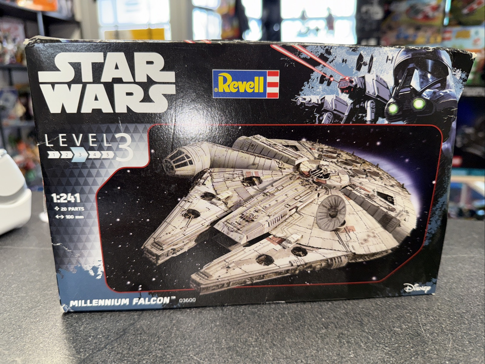 Revell Star Wars Millennium Falcon 03600 1:241 Scale