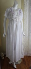 NEW Hand-Embroidered Fine White Vintage Floral White Goddess Nightgown Dress L M