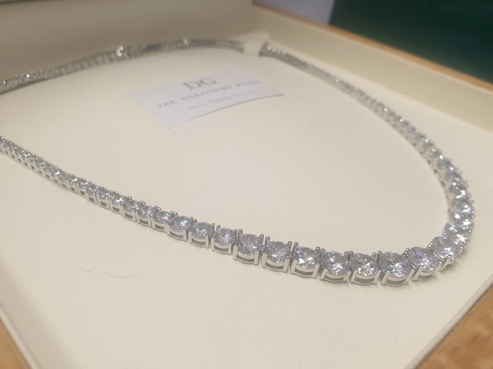 Colar de tênis graduado diamante criado com acabamento em ouro branco ideia de presente dos namorados - Imagem 4 de 4