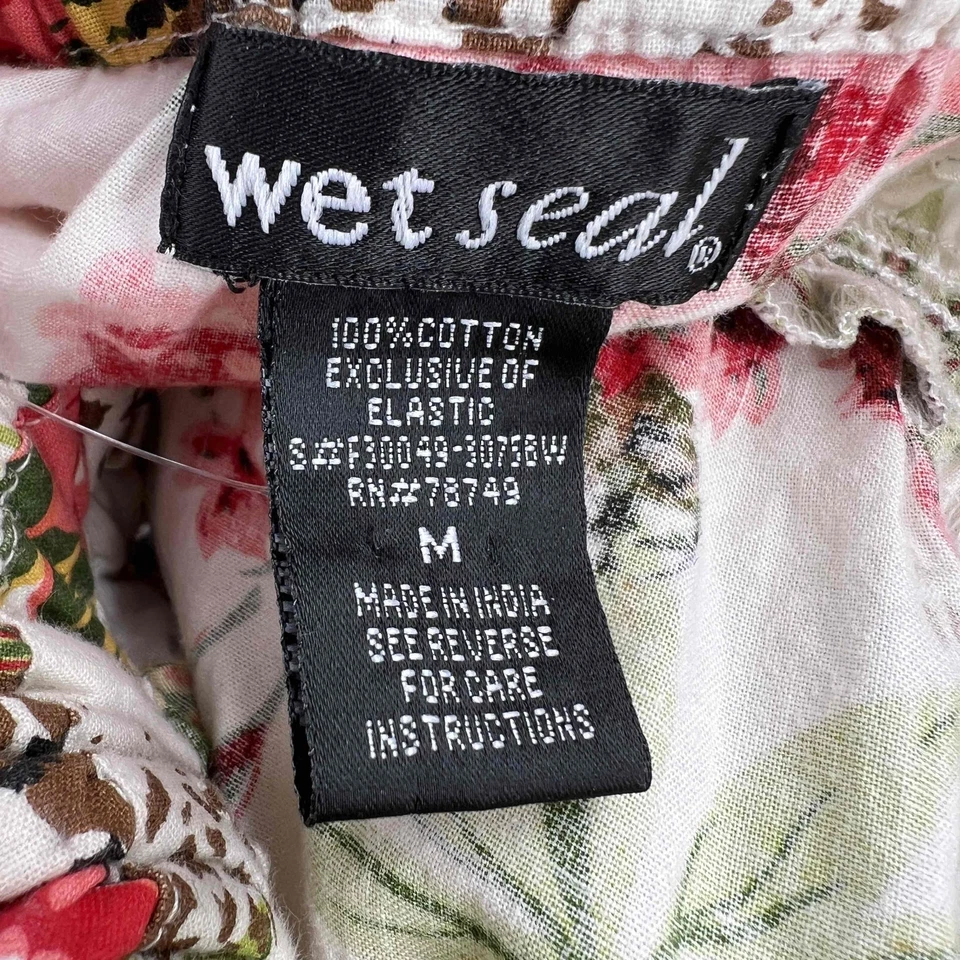 Vestido sin tirantes Wet Seal blanco rojo estampado floral babydoll algodón con volantes mediano Foto 4 de 4