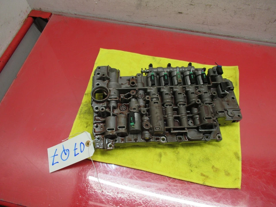 AUDI Q7 2007-2009 4,2 L CUERPO DE VÁLVULA DE TRANSMISIÓN OEM Foto 3 de 4
