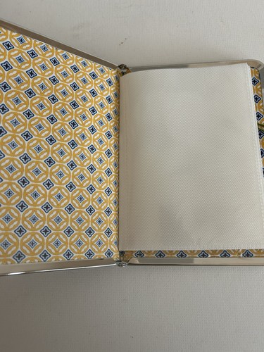 Retired Vera Bradley Riviera Blue Kisslock Photo Book Holder Brag Book New - Picture 4 of 5